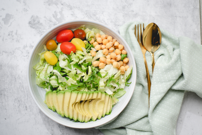 bowl-of-mix-salad-with-tomatoes-and-avocado